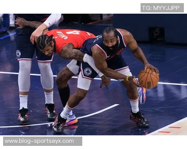 明日快船客场挑战猛龙伦纳德祖巴茨科林斯伤情成疑能否出战引关注 明日快船客场挑战猛龙伦纳德祖巴茨科林斯伤情成疑能否出战引关注